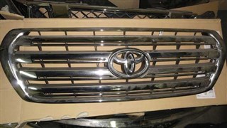 Решетка радиатора Toyota Land Cruiser 200 Хабаровск