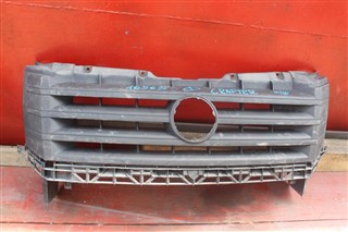Решетка радиатора Volkswagen Crafter Бердск