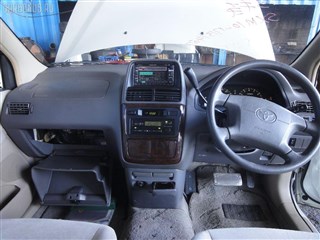 Стойка Toyota Picnic Владивосток