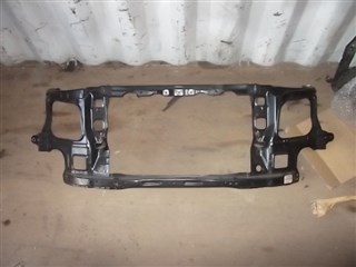 Рамка радиатора Toyota Fortuner Владивосток