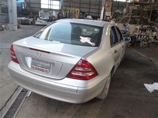 Подкрылок Mercedes-Benz C-Class Владивосток