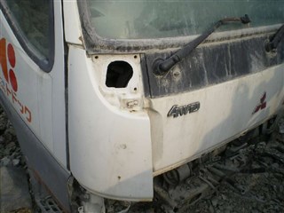 Крыло грузовика Mitsubishi Canter Владивосток