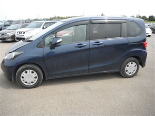 Крыло Honda Freed Владивосток