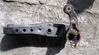 Рычаг Toyota Crown Comfort Владивосток