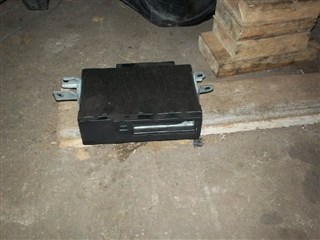 Cd-чейнджер Toyota Harrier Новосибирск