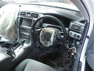 Стойка Toyota Crown Владивосток