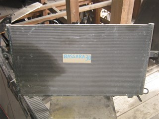 Радиатор кондиционера Nissan Bassara Владивосток