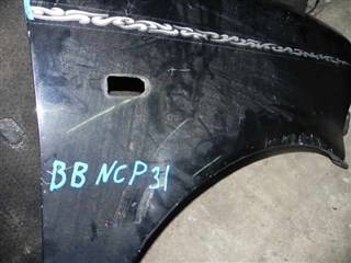 Крыло Toyota Bb Владивосток