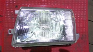 Фара Toyota Crown Comfort Владивосток