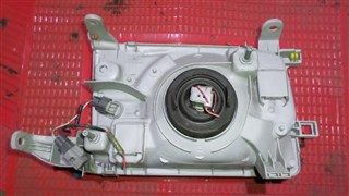Фара Toyota Crown Comfort Владивосток