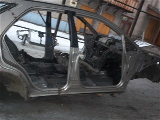 Порог Toyota Harrier Новосибирск