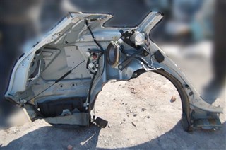 Крыло Toyota Altezza Gita Новосибирск