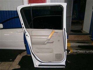 Дверь Infiniti QX56 Владивосток