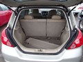 Обшивка багажника для Nissan Tiida