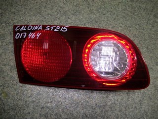 Вставка между стопов Toyota Caldina Уссурийск