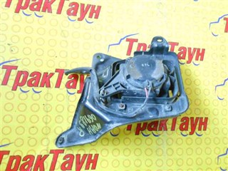 Туманка Toyota Liteace Noah Уссурийск
