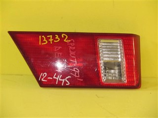 Вставка между стопов Toyota Sprinter Владивосток