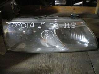 Фара Toyota Estima Владивосток