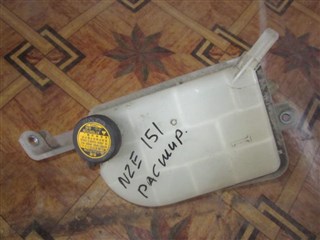 Бачок расширительный Toyota Auris Хабаровск