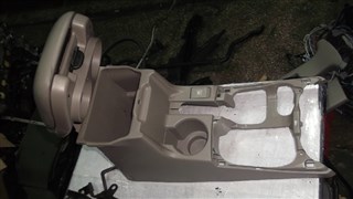 Подлокотник Suzuki Grand Escudo Новосибирск