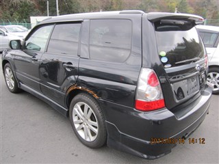 Молдинг стекла Subaru Forester Новосибирск