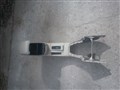 Бардачок между сиденьями для Toyota Avensis