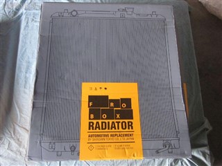 Радиатор основной Infiniti QX56 Владивосток