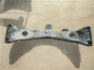 Балка под двс Toyota Altezza Омск
