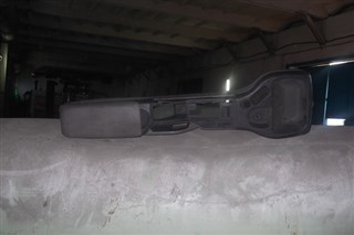 Бардачок между сиденьями Toyota Cavalier Курган