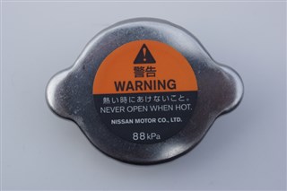 Крышка радиатора Nissan Juke Владивосток