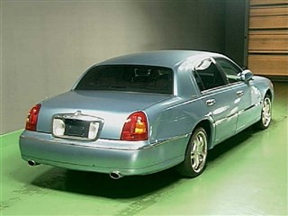 Крышка багажника Lincoln Town Car Челябинск