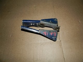 Петля капота Mitsubishi Eterna Новосибирск