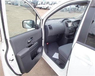Airbag пассажирский Nissan Lafesta Владивосток