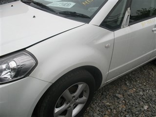 Крыло Suzuki SX4 Владивосток