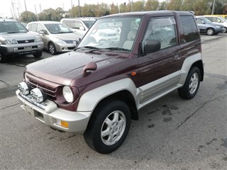 Радиатор кондиционера Mitsubishi Pajero Junior Владивосток