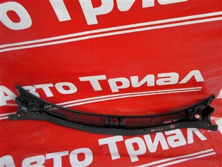 Решетка под лобовое стекло Toyota Rav4 Новосибирск