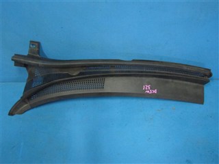 Решетка под лобовое стекло Mazda Verisa Новосибирск