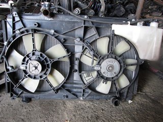 Радиатор основной Toyota Voxy Владивосток