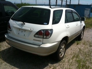 Петля капота Toyota Harrier Новосибирск