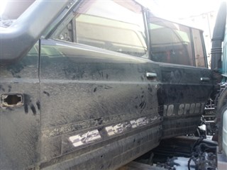 Дверь Nissan Safari Владивосток