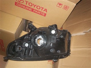Фара Toyota Rav4 Новосибирск