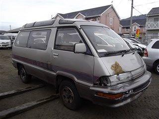 Крыло Toyota Masterace Владивосток