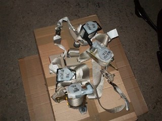 Ремень безопасности Toyota Corolla Новосибирск