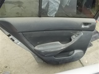 Дверь Toyota Avensis Wagon Владивосток
