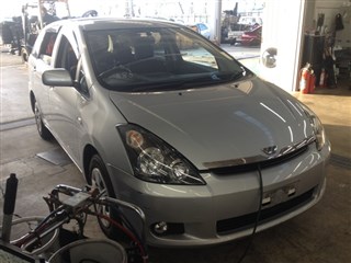 Дверь Toyota Wish Владивосток
