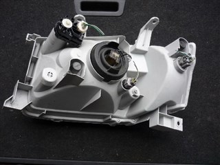 Фара Toyota Succeed Владивосток