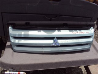 Решетка радиатора Mitsubishi Mirage Dingo Владивосток