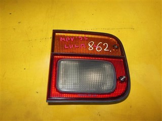 Вставка между стопов Mazda MPV Уссурийск