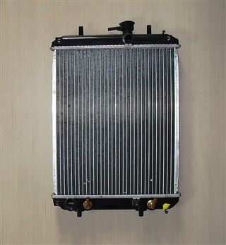 Радиатор основной Toyota Passo Владивосток