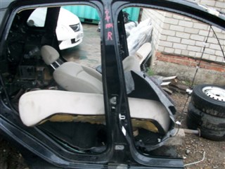 Стойка кузова средняя Mitsubishi Colt Plus Уссурийск